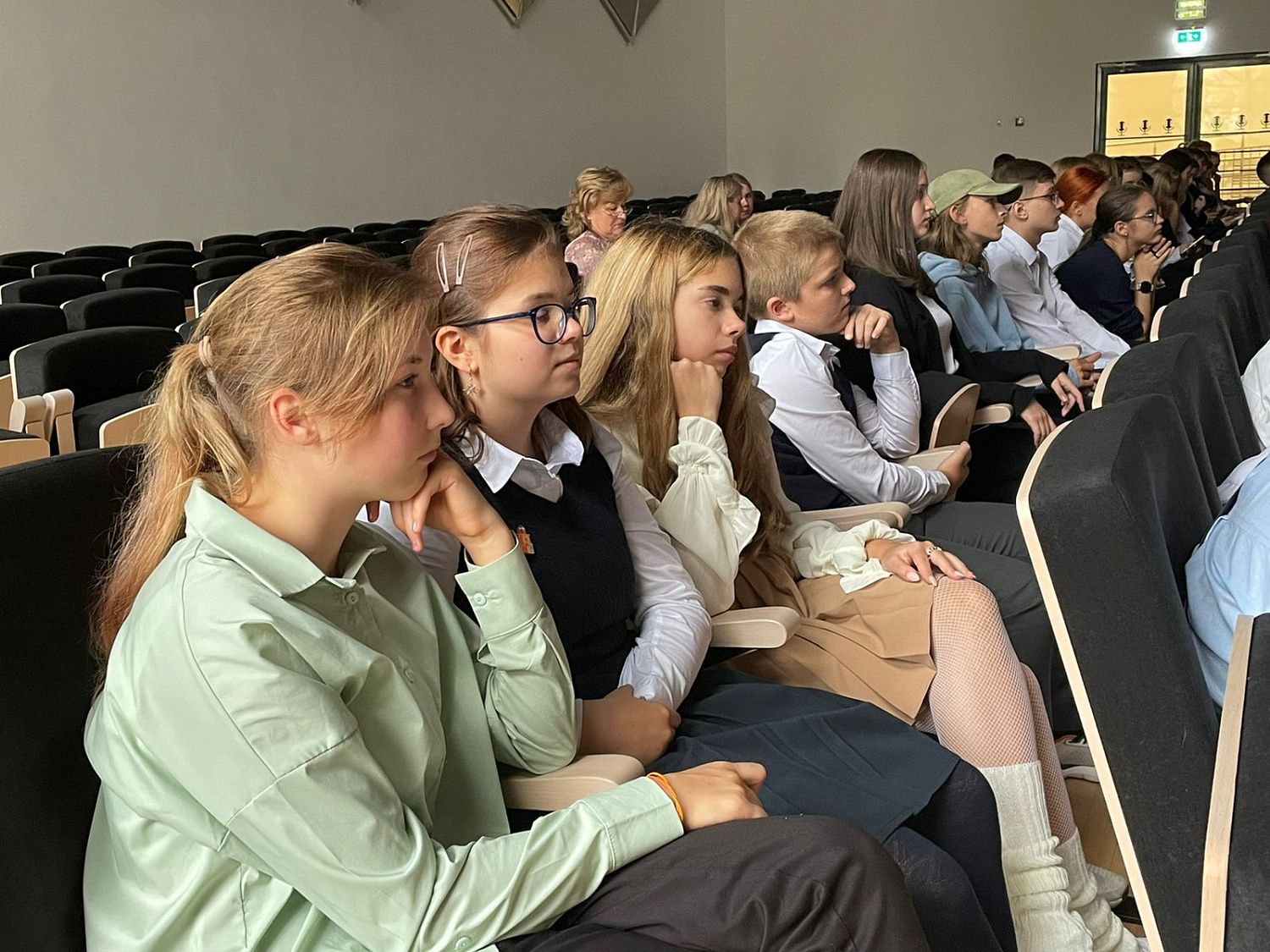 Преподаватель журфака Д.В. Мультановская прочитала профориентационную лекцию в московской школе № 158
